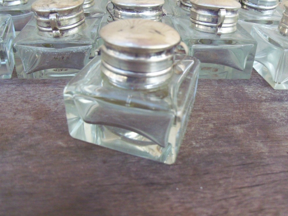 Small/Lap Desk Inkwell with Hinged Cover - Image 2