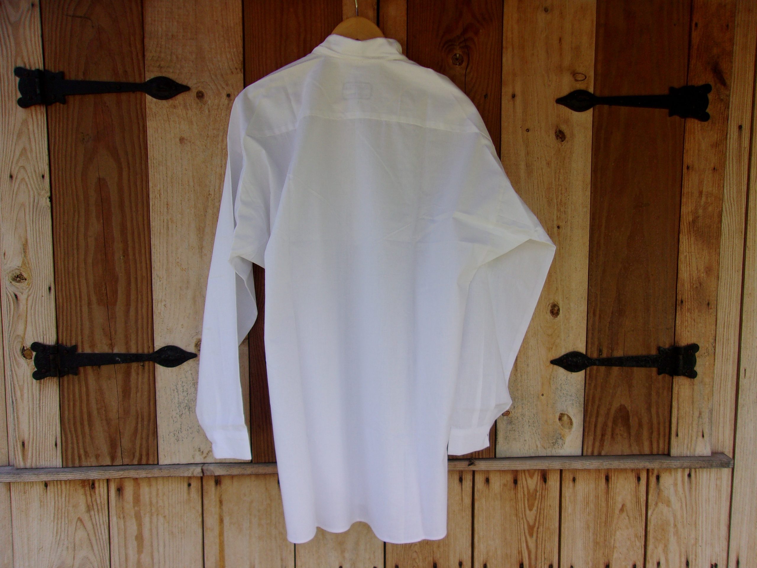 "Boiled" Pleated Shirt, Rounded Collar - Image 4