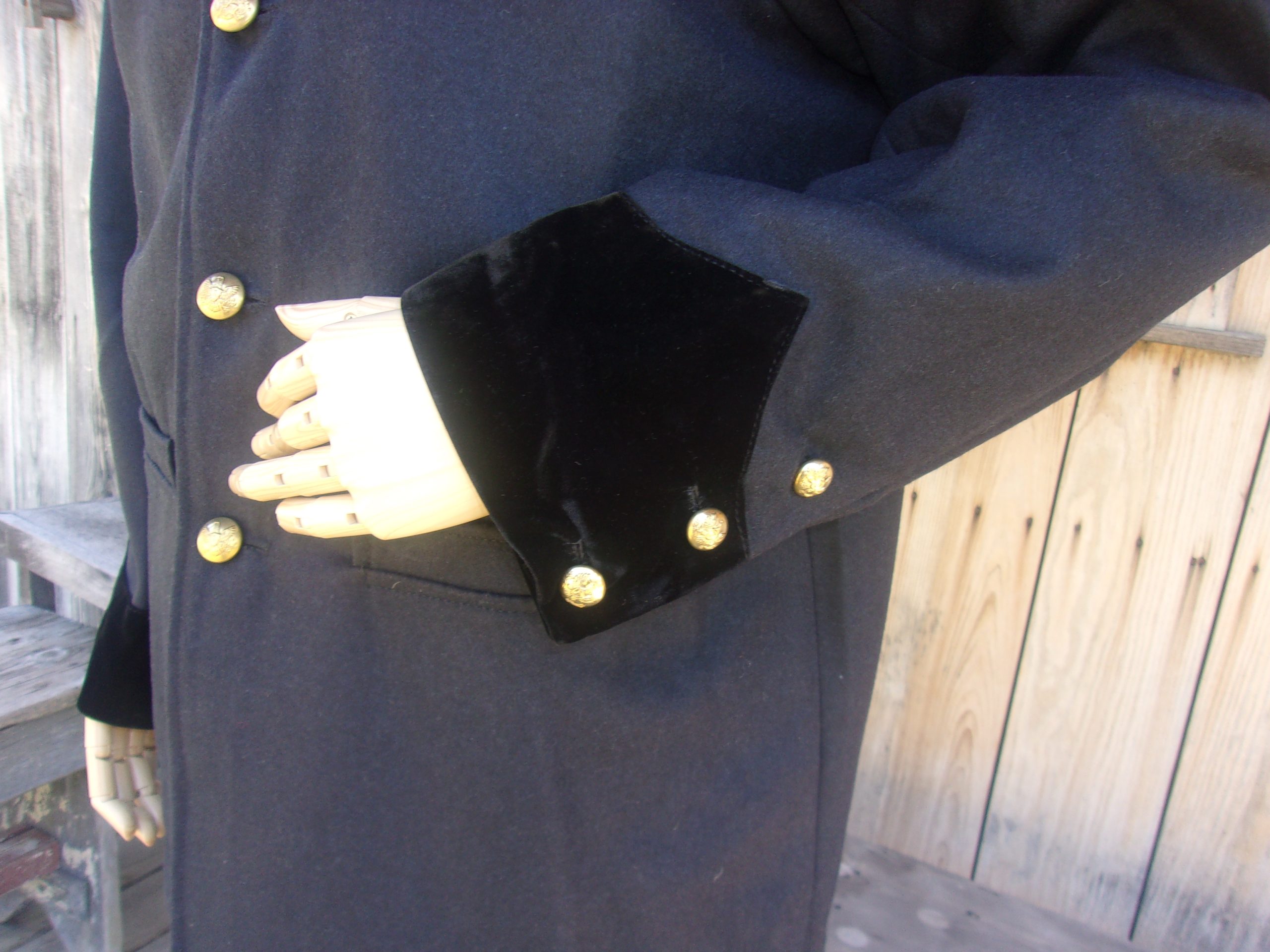 Officer's Sack Coat, Velvet Collar and Cuff - Image 8