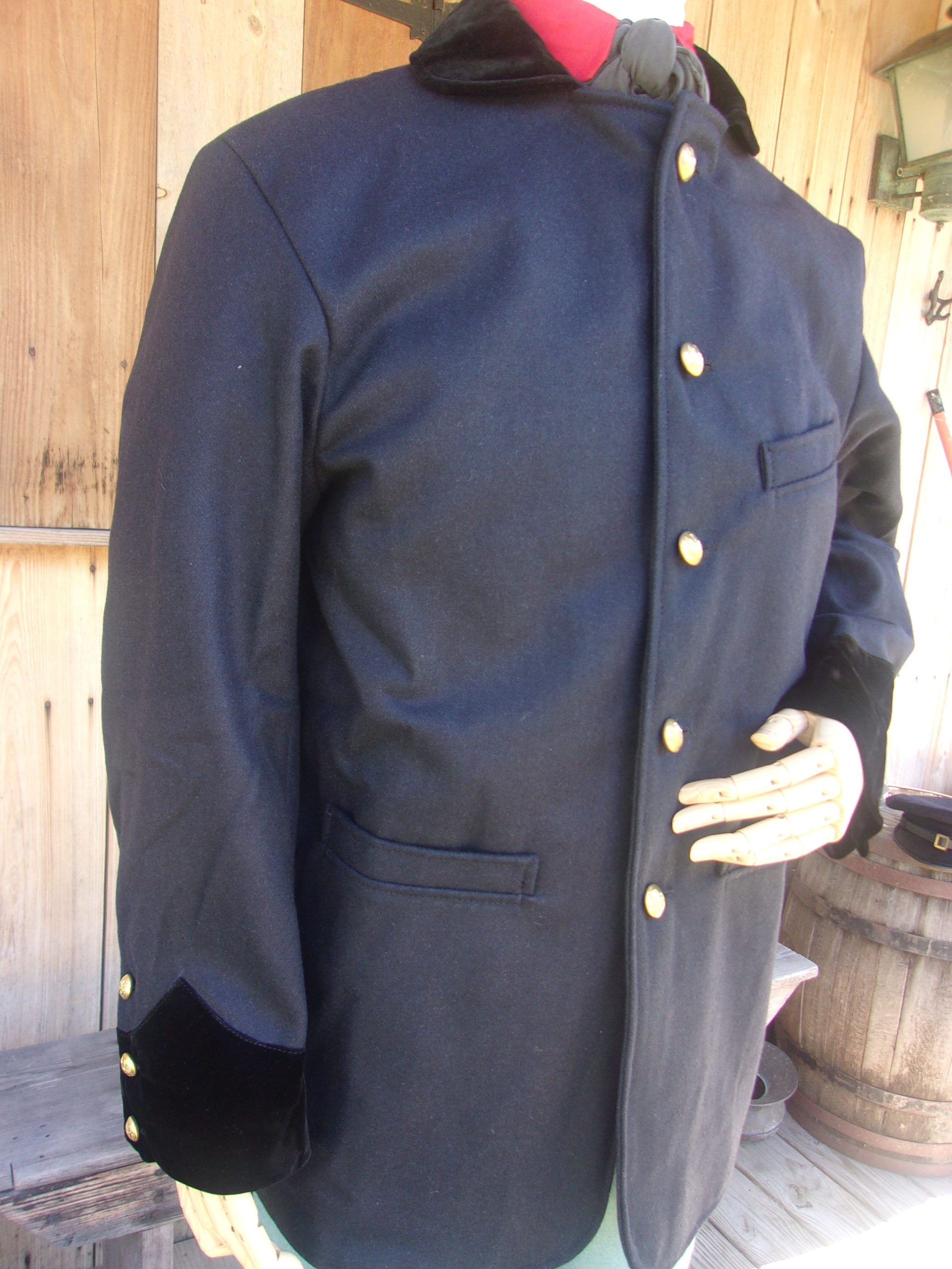 Officer's Sack Coat, Velvet Collar and Cuff - Image 7