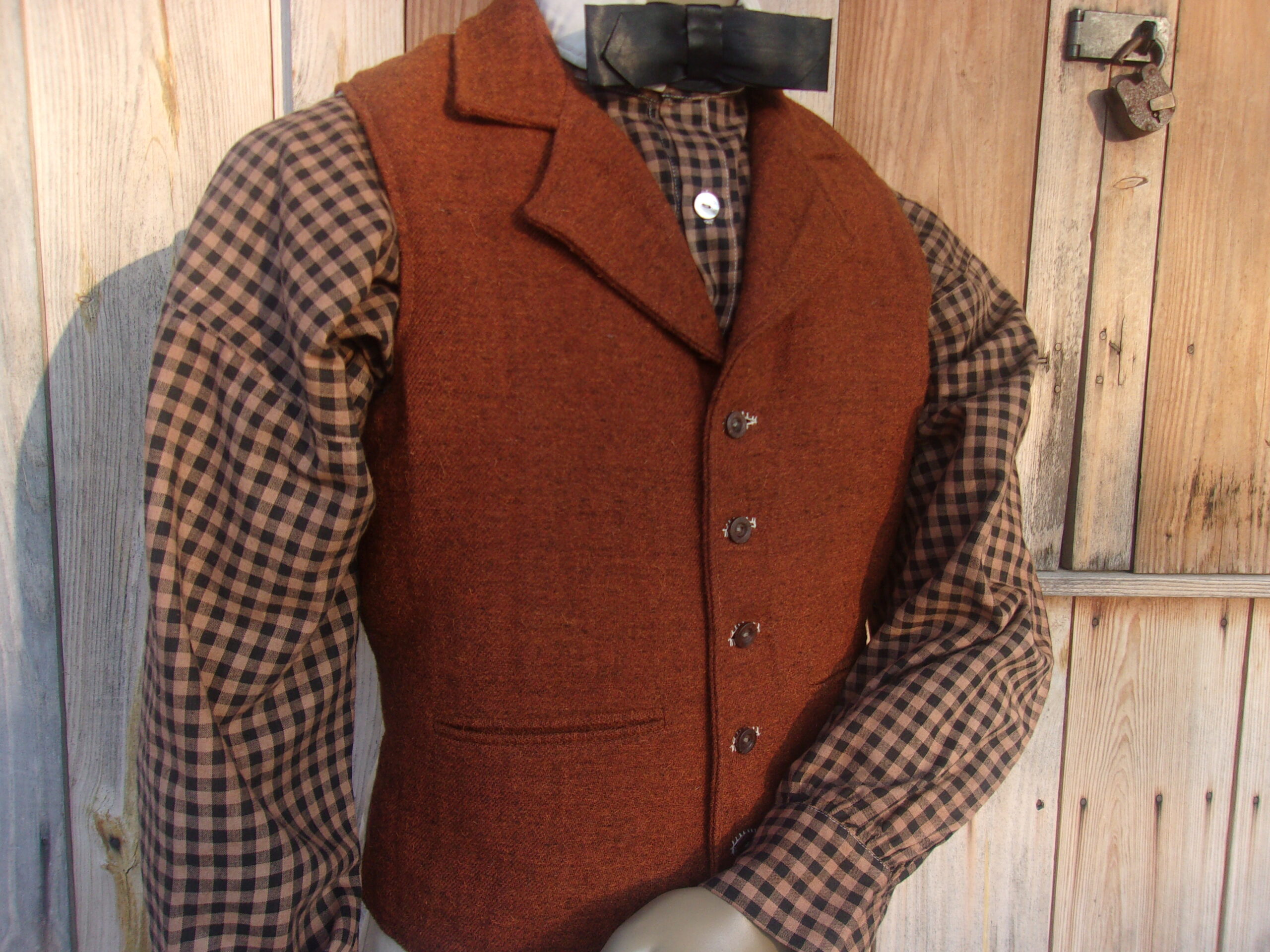 Notched Collar Vest, Rust/Butternut Jean Wool - Image 6