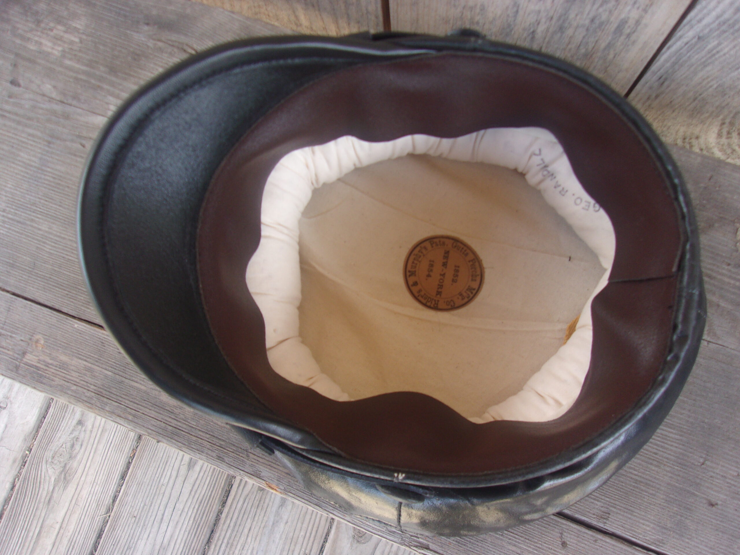Wheel Hat Bolster - Image 4