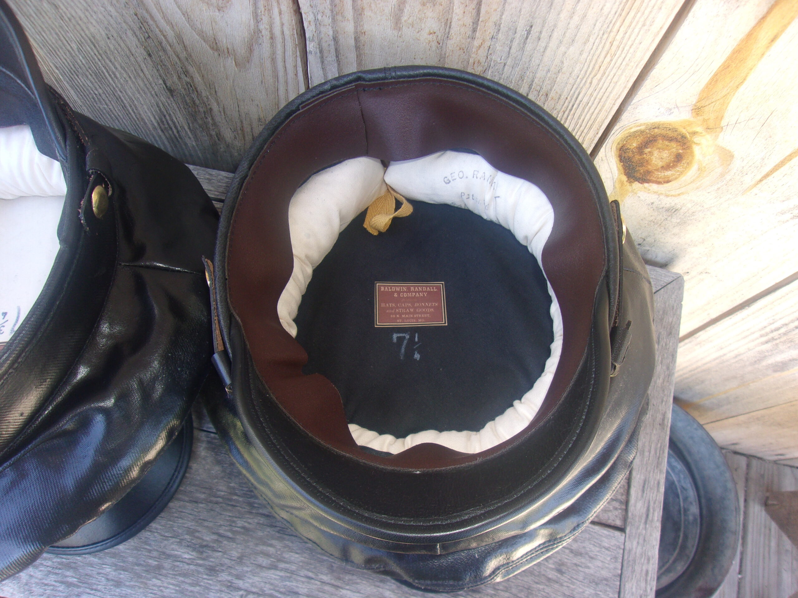 Wheel Hat Bolster - Image 3