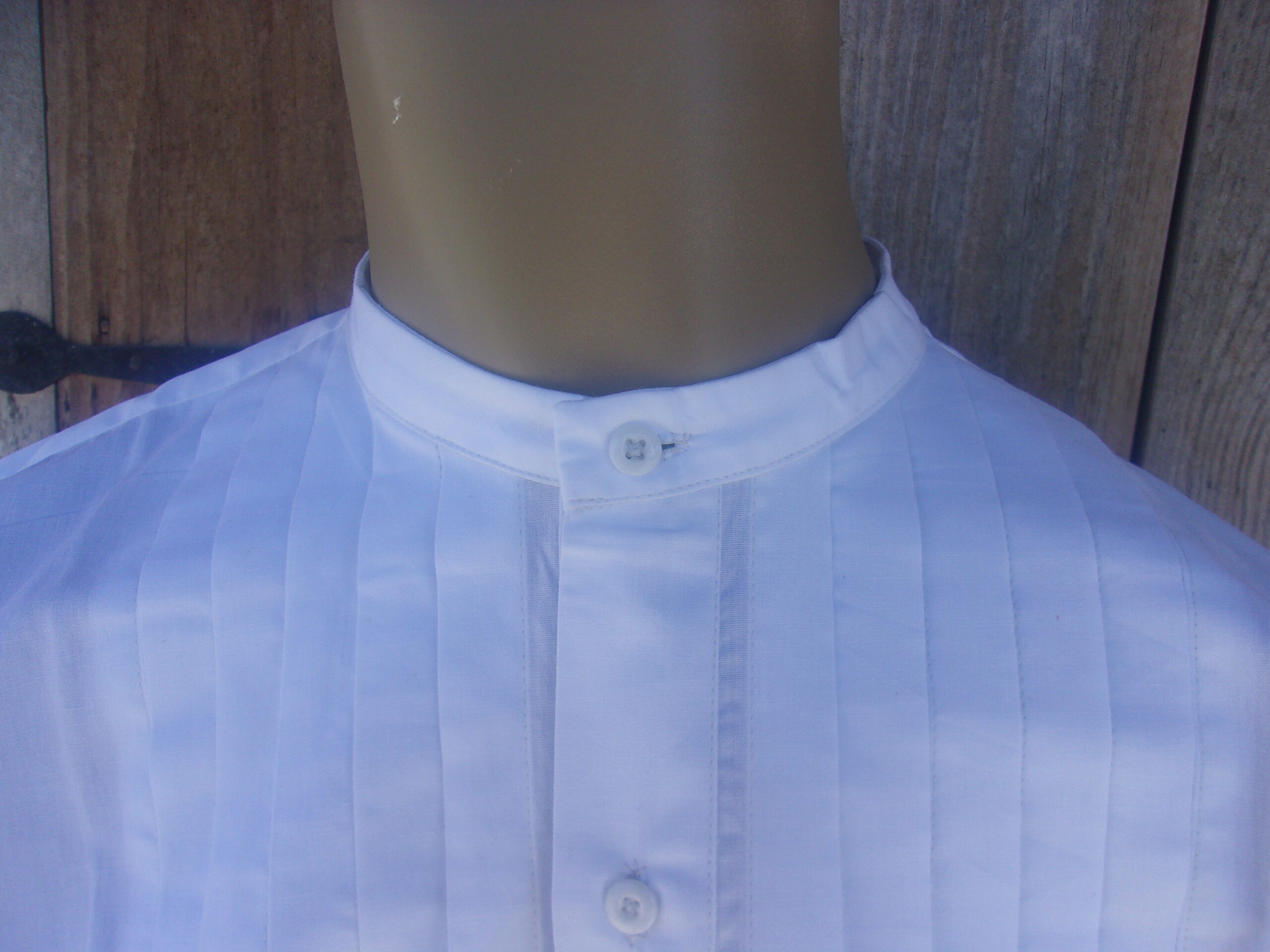 "Boiled" Pleated Shirt w/Detachable Collar - Image 10