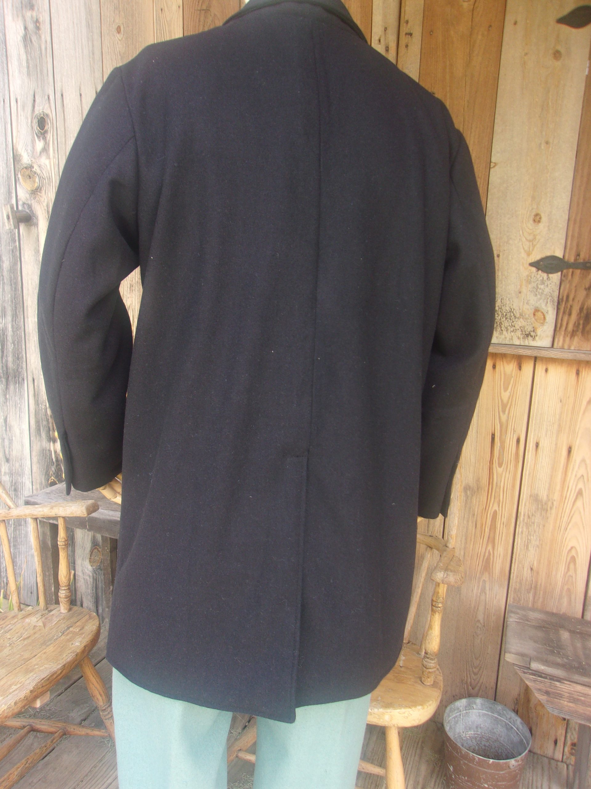 Long Officer's Sack Coat, Notched Collar, Variant A - Image 2