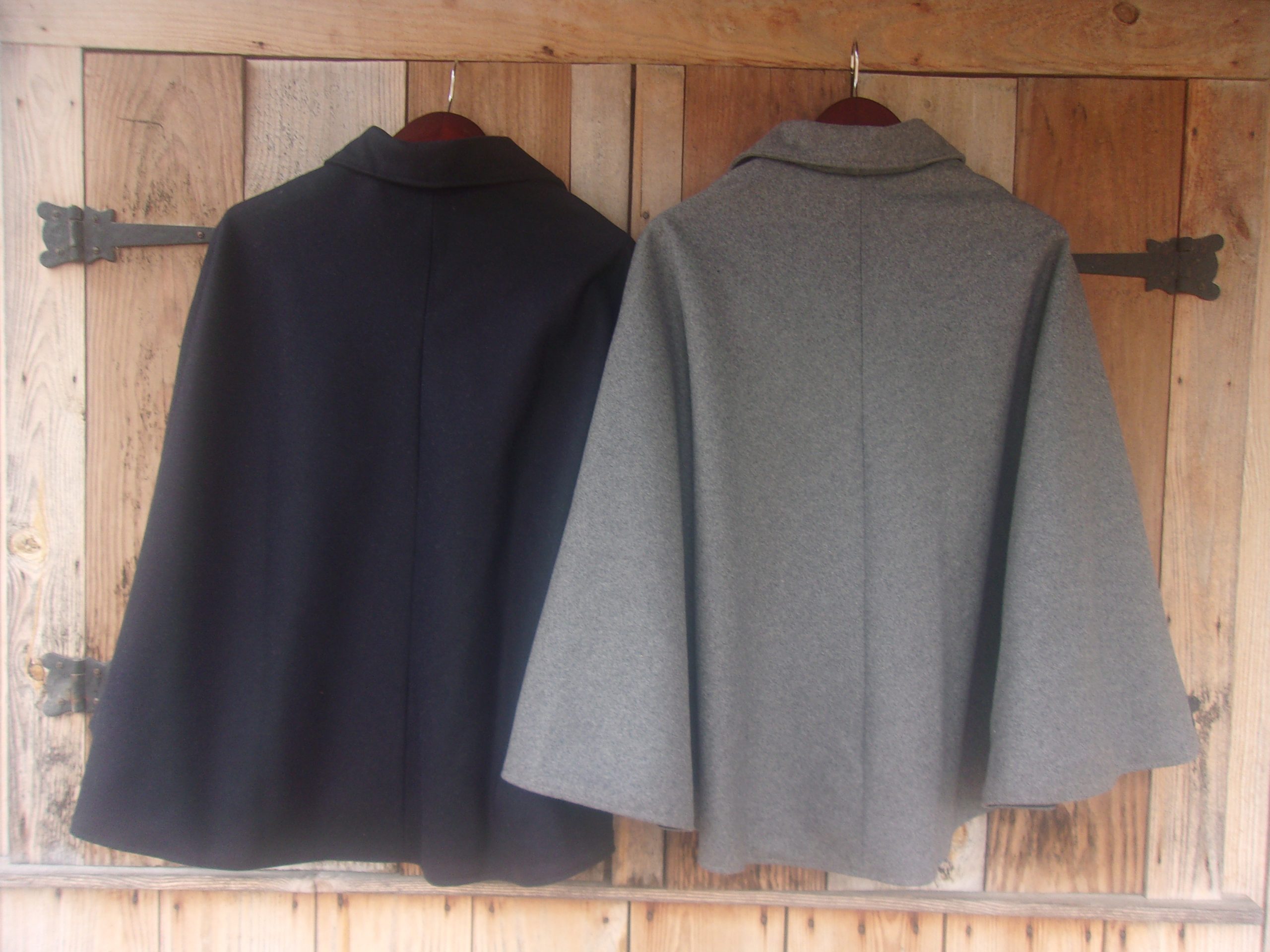 Officer's-Civilian Cape, Blue or Gray Wool, Wrist Length - Image 3
