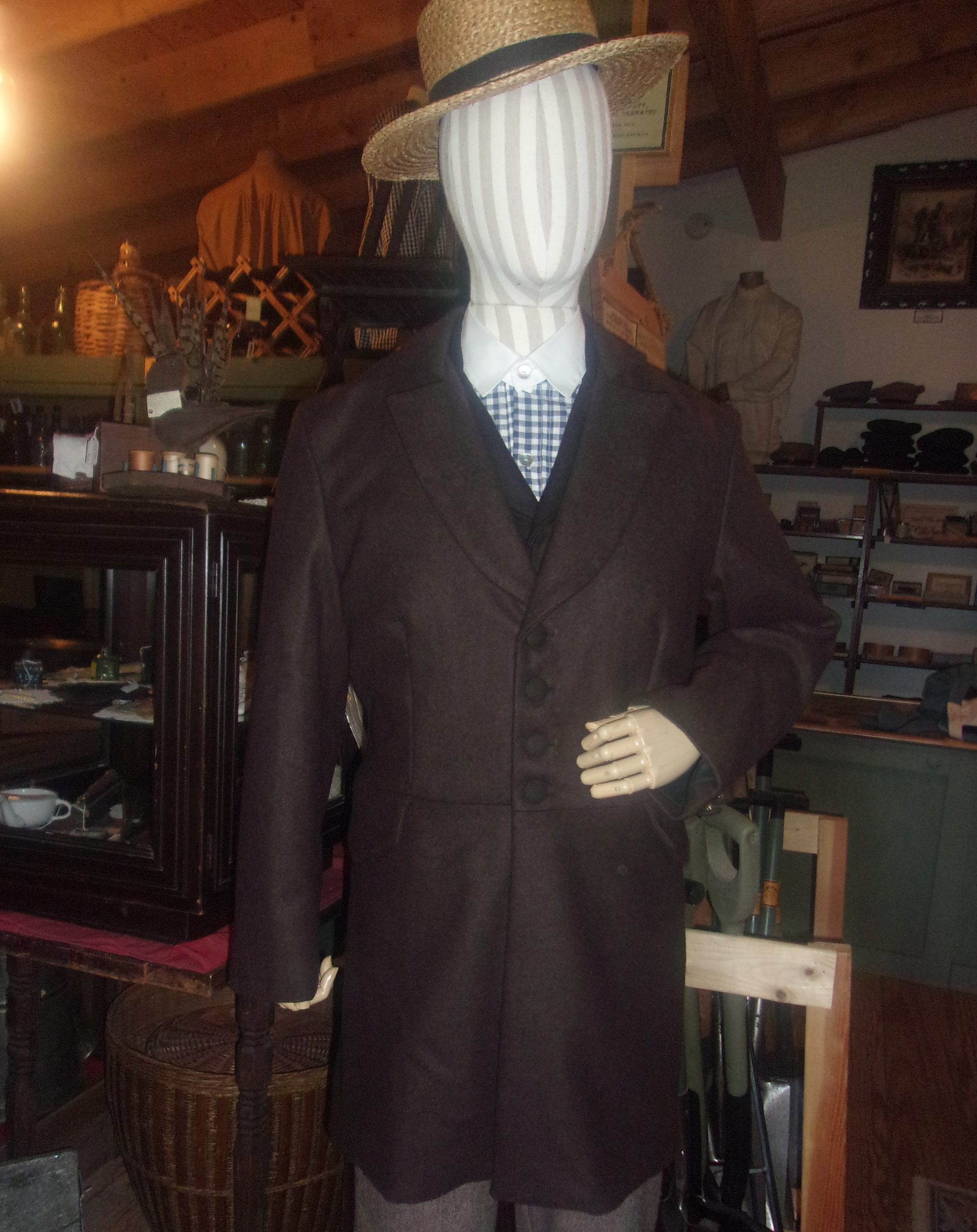 Common Civilian Frock Coat - Image 9