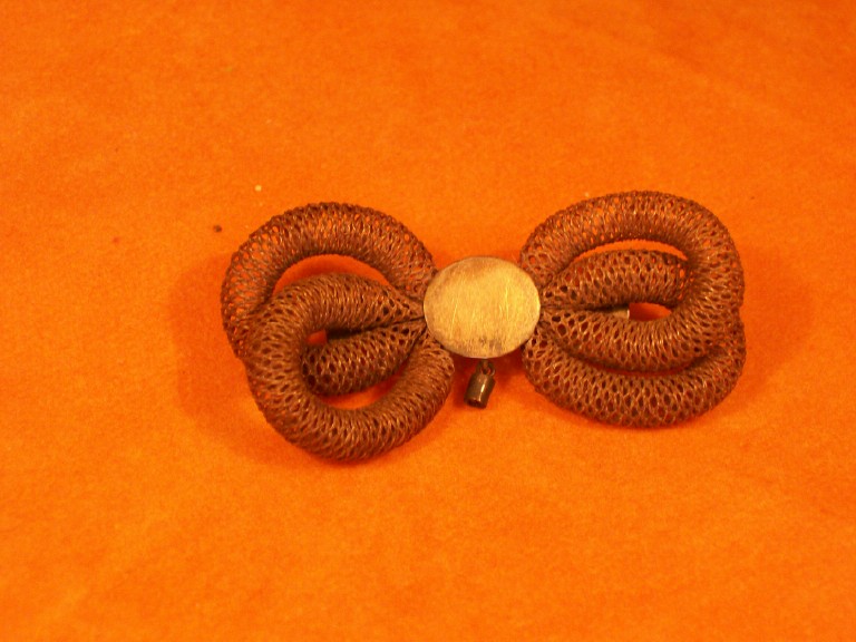 Open Weave Hair Brooch (B125) - Image 3