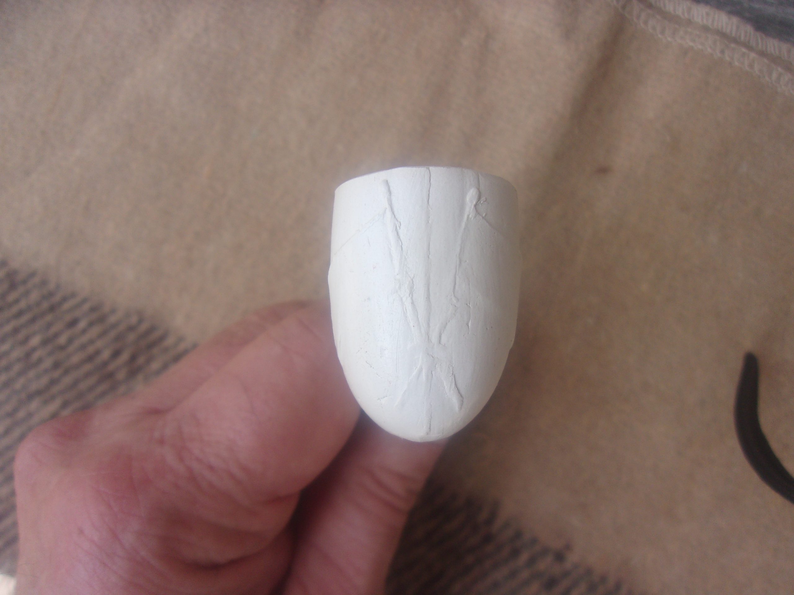 Clay Pipe, Crossed Flags - Image 2